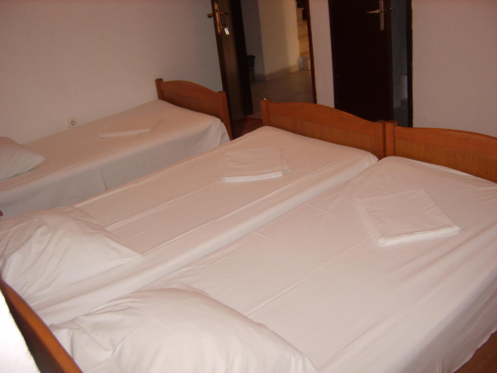 Rooms Roso Trogir Chambre photo
